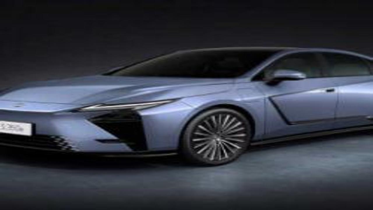 Lexus'un yeni nesil ES modeli Türkiye pazarına giriyor