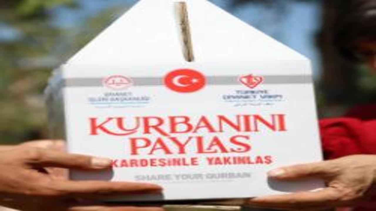 TDV Afyonkarahisar'da 450 kurban hissesinin etini ihtiyaç sahiplerine ulaştıracak