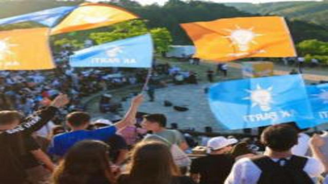 AK Parti İstanbul İl Başkanlığı'ndan gençlik buluşması
