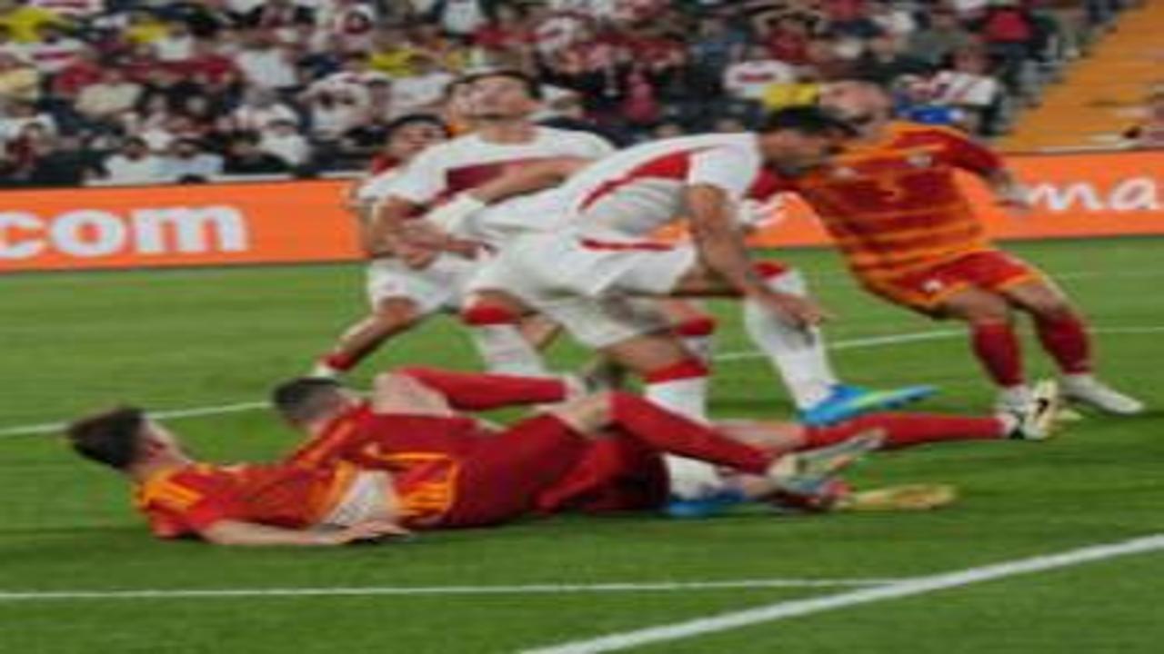 Ay-Yıldızlılar Dünya Kupası öncesi mesaj verdi