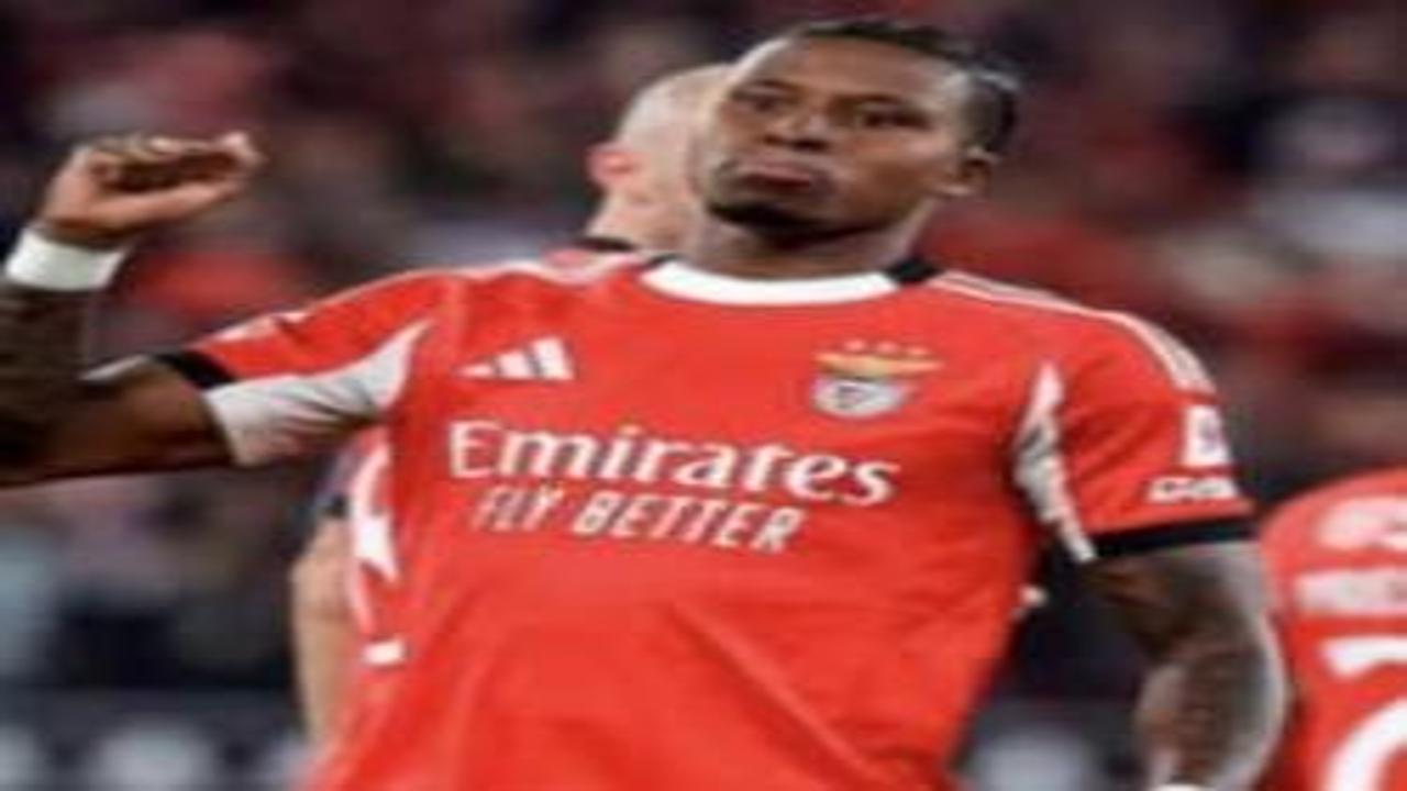 Benfica ikna oldu! Fatih Tekke'nin ısrarla istediği futbolcu İstanbul'da