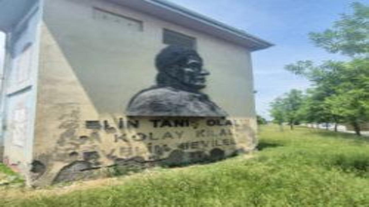Eskişehir'de utandıran manzara: Yunus Emre’nin adı tartışma 