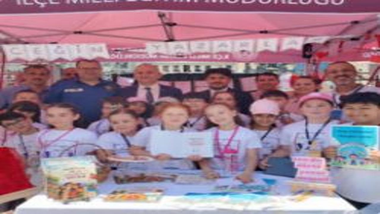 Geleceğin yazarları kitap fuarında buluştu