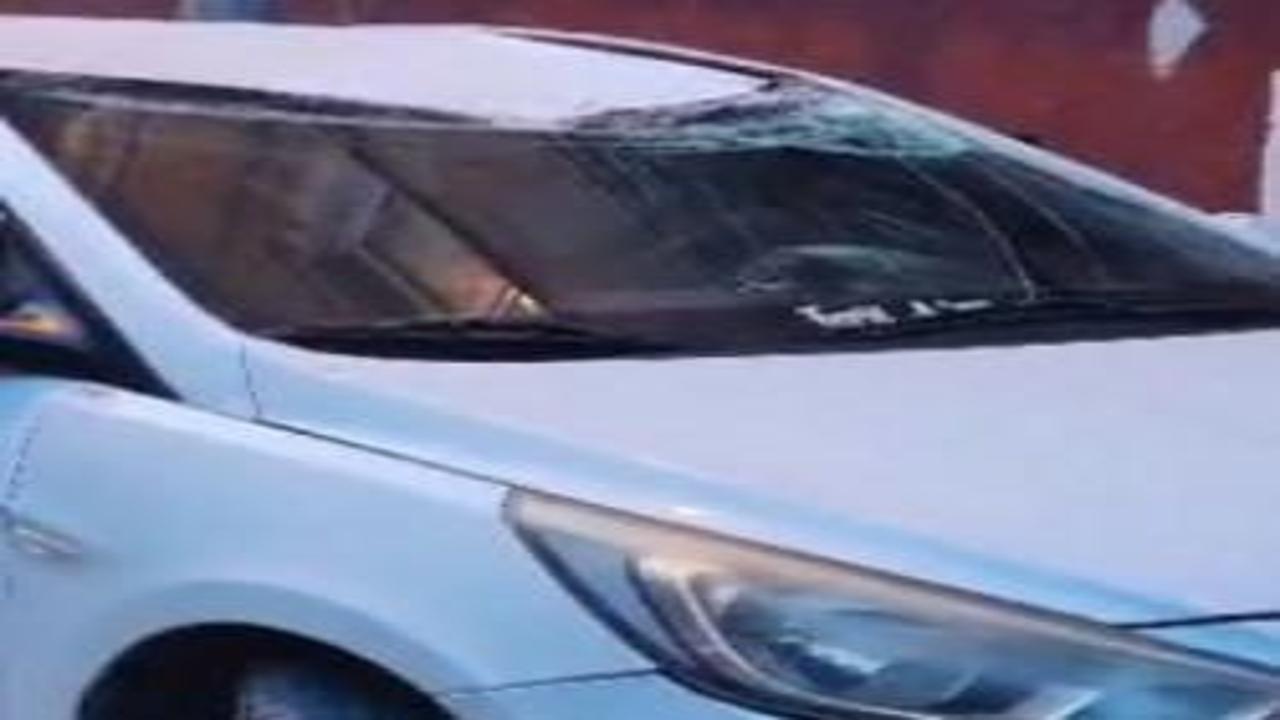 İstanbul'da 5'inci kattan otomobilin üzerine düşen kişi öldü