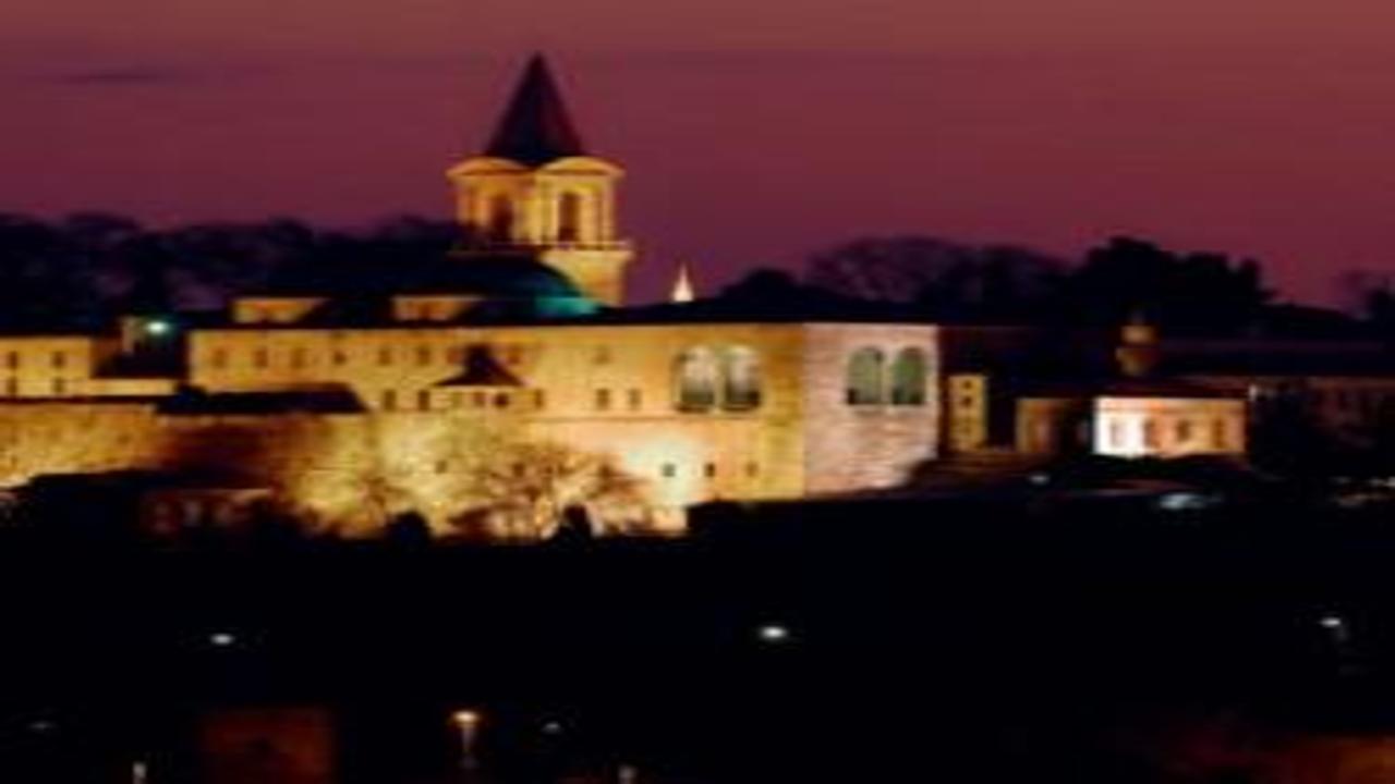 İstanbul’un tarihi hazinesi gece de görülebilecek: Topkapı Sarayı’nda yeni sezon başlıyor