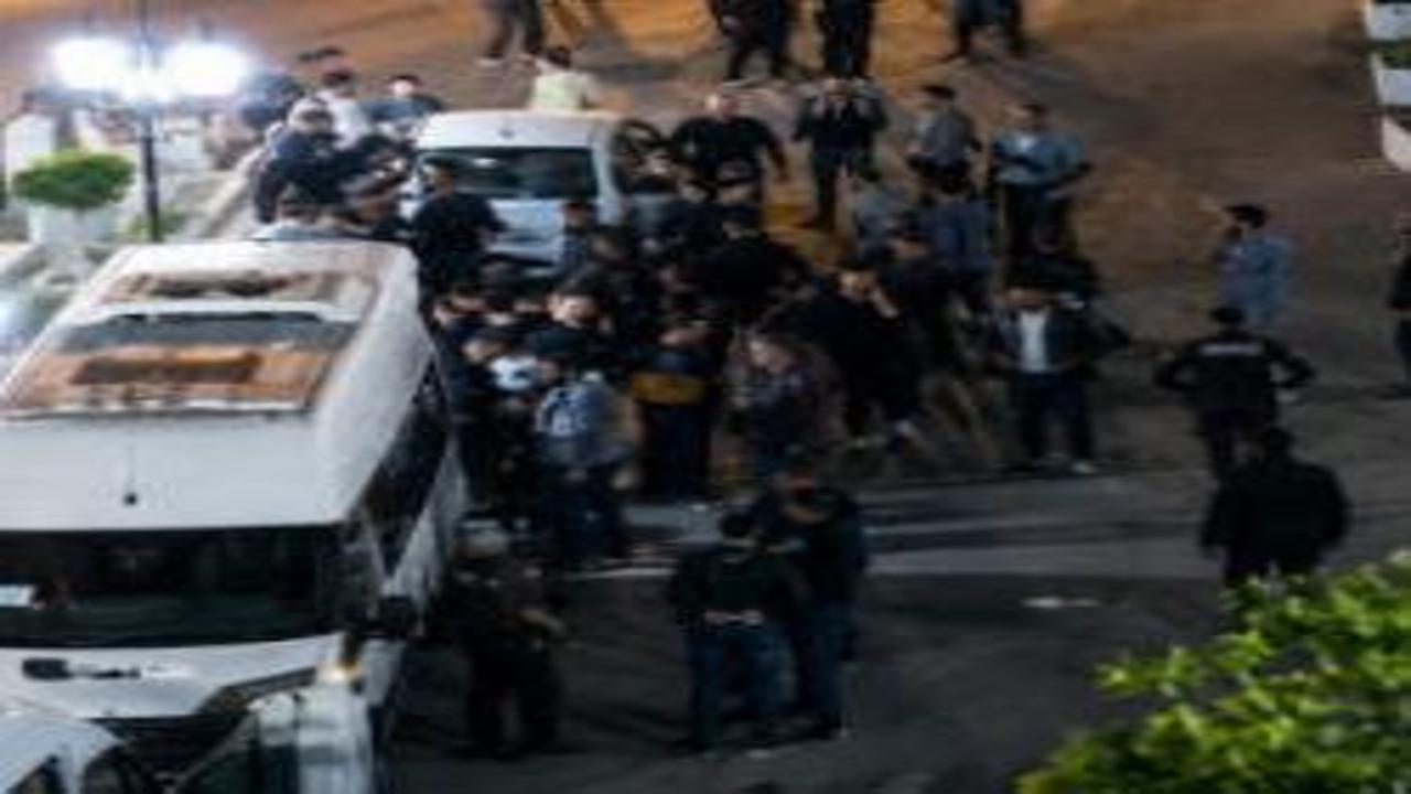 Kına gecesi değil sanki bıçaklı ve sopalı meydan muharebesi: 8 yaralı