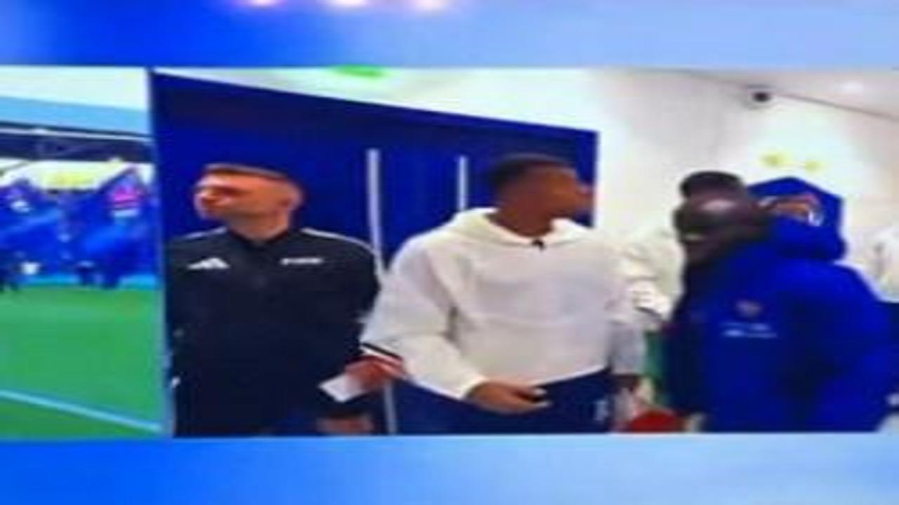 Mbappe ile Kante arasındaki gerginlik kameraya böyle yansıdı