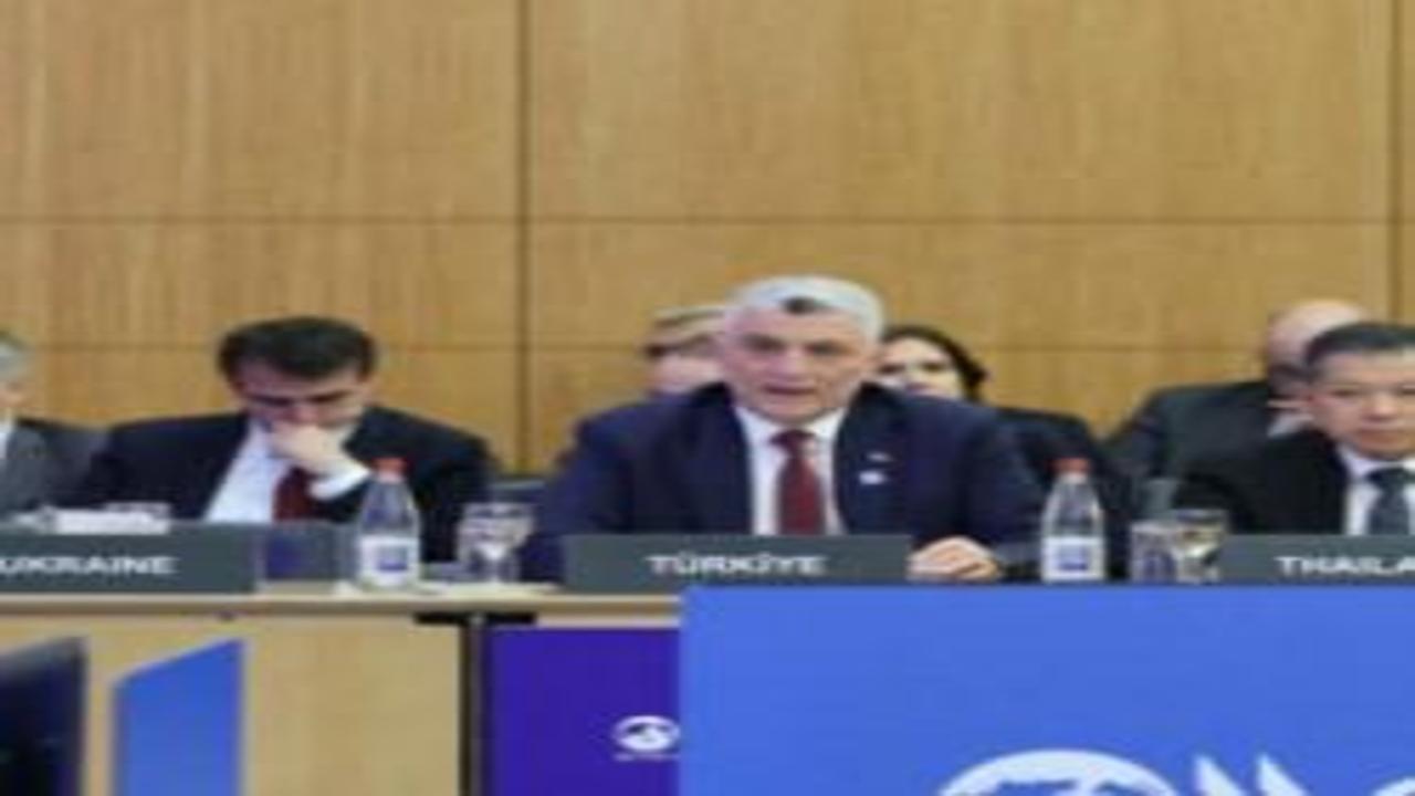 Bakan Bolat, Fransa’da OECD Bakanlar Konseyi Toplantısı’na katıldı