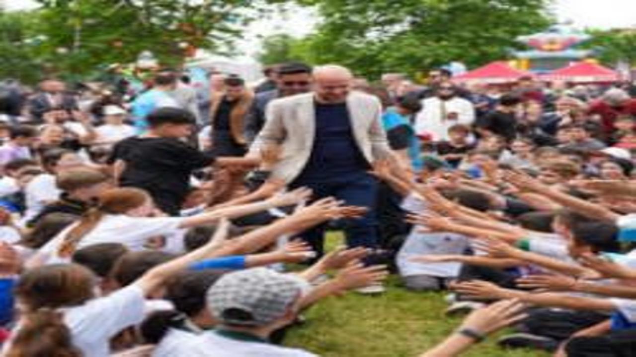 23 bin genç ile TÜGVA yaz okulu Sakarya lansmanı gerçekleşti
