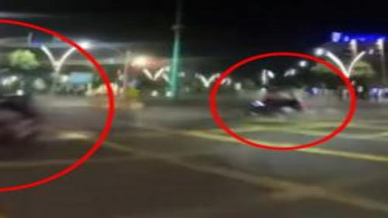 Batman'da iki motosiklet kafa kafaya çarpıştı: 1'i ağır 3 ya