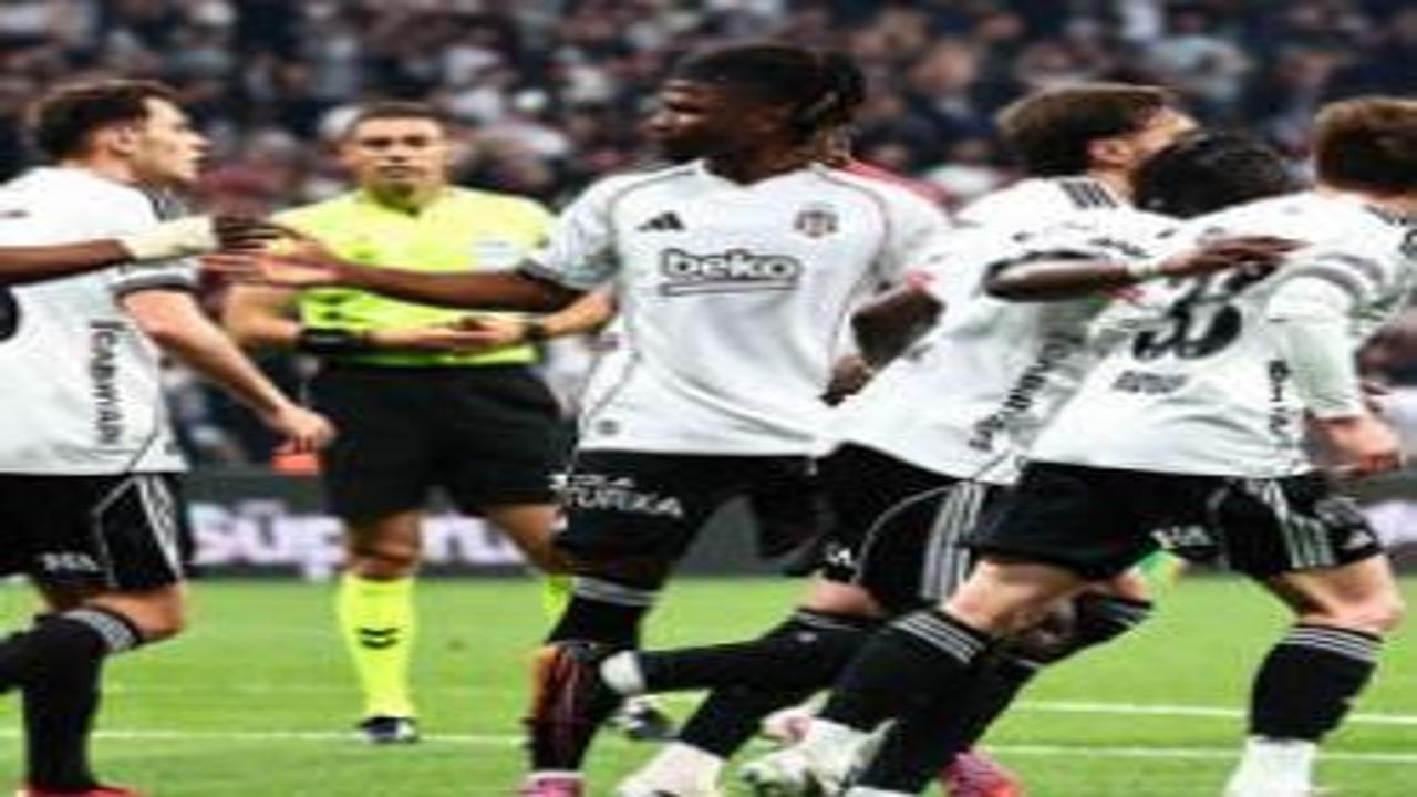 Beşiktaş'a veda etmişti! Fenerbahçe'ye gidiyor