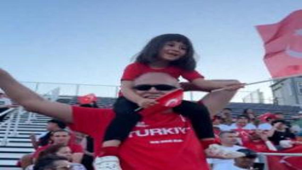 Bizim Çocuklar Arizona'daki ilk antrenmanını binlerce taraft