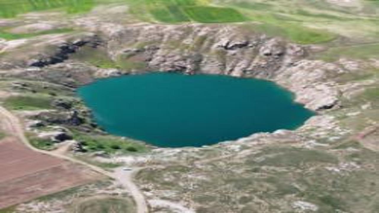 Bozkırın ortasında, 100 metre derinlikte: Sivas’ın nazar bon