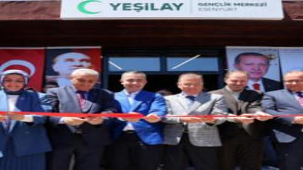 İkinci Yeşilay Gençlik Merkezi Esenyurt'ta açıldı