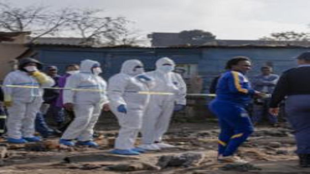 Güney Afrika'da silahlı saldırıda 12 kişi öldü