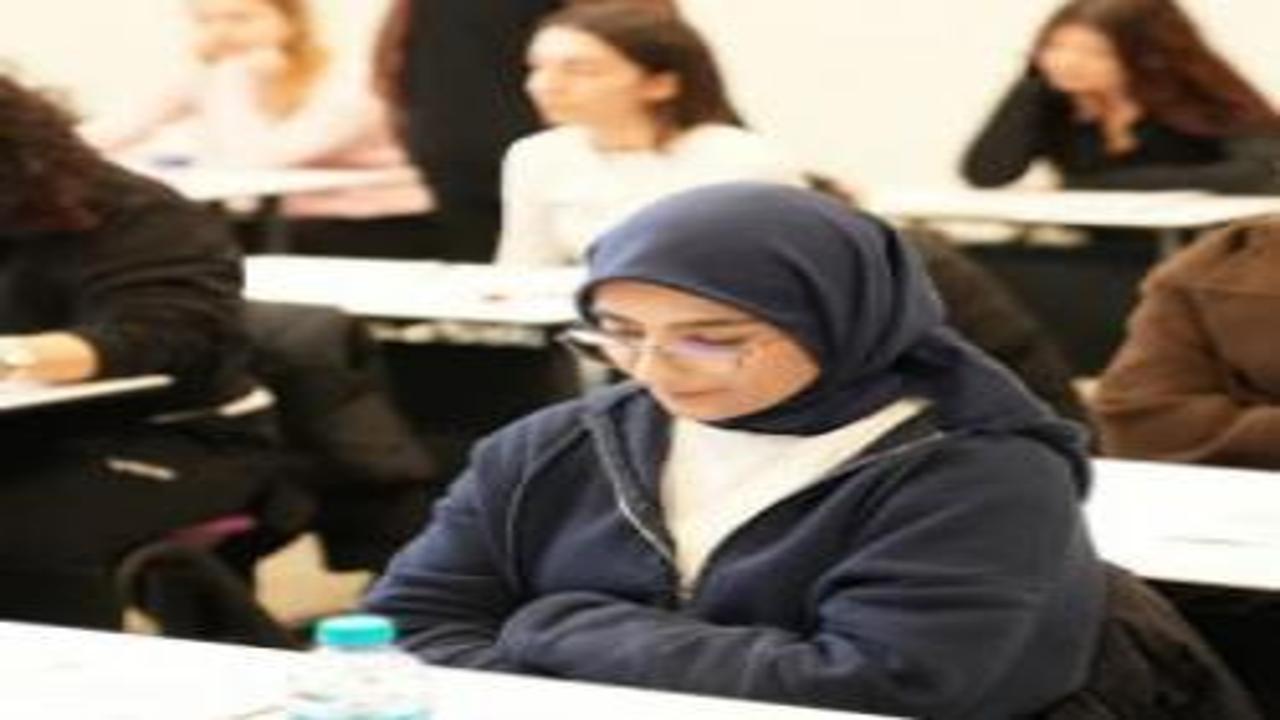 İBB'den öğrencilere bir kötü haber daha: Yüzde 35 zam!