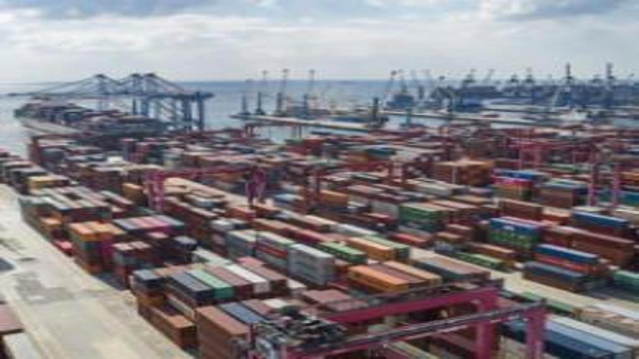 E-ihracatta stratejik dönüşüm: Sürpriz ürün hazır giyimi 26'