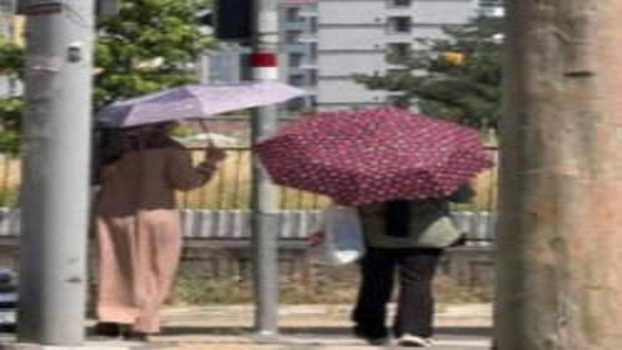 Şehir kavruldu! Termometreler 40 dereceye yaklaştı