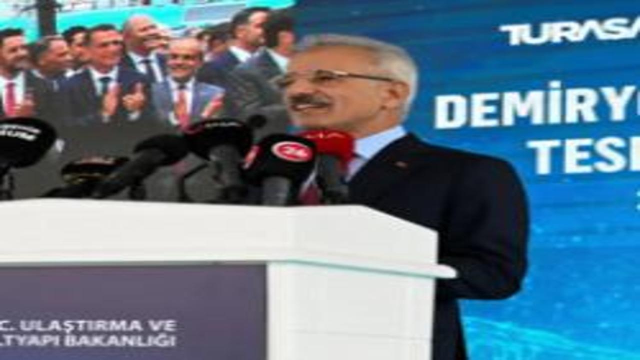 Türkiye'nin yerli manevra lokomotifi Tanzanya'ya ihraç edilecek