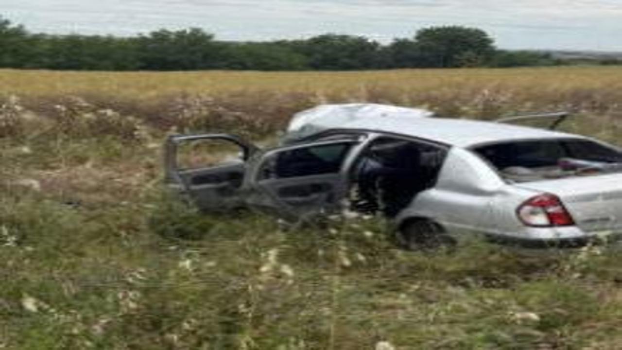 Yoldan çıkan otomobil, takla attı: Yaralılar var