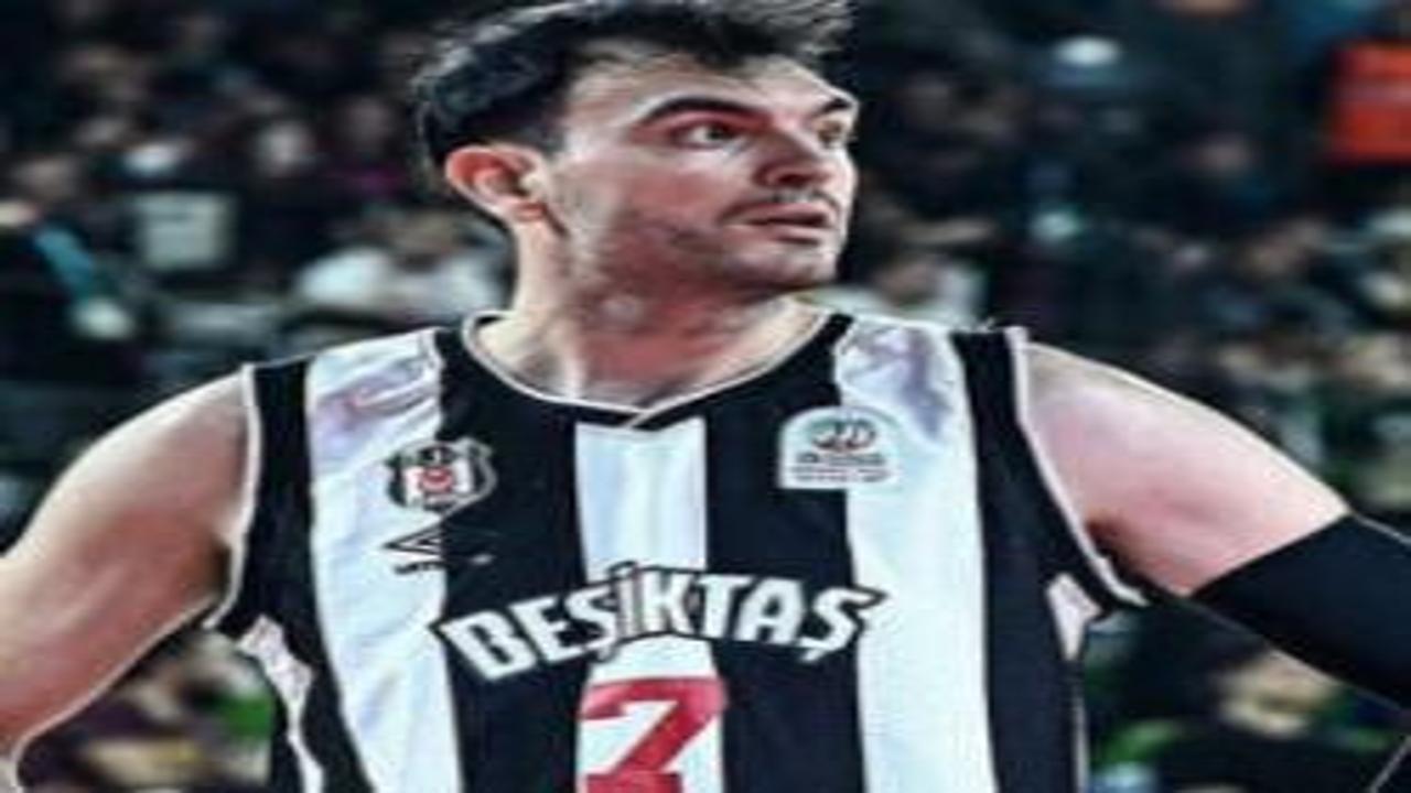 Beşiktaş Gain'de ayrılık! Milli basketbolcu takımdan ayrıldı
