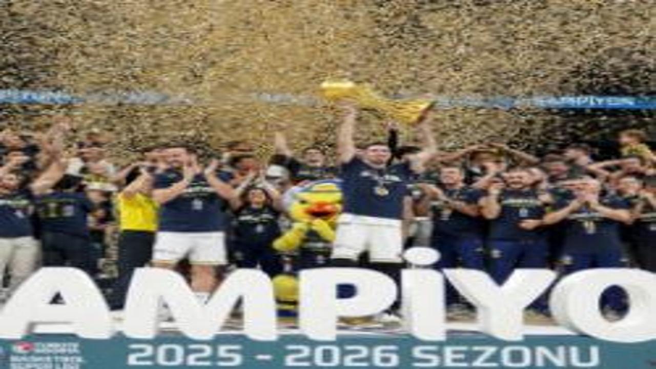 Şampiyon Fenerbahçe Beko, kupasını aldı