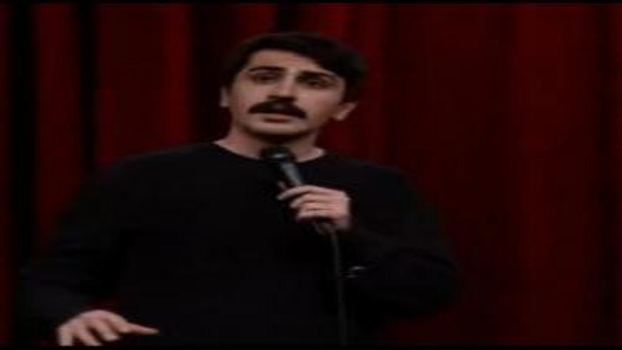 Sözde komedyen Deniz Göktaş Kur'an-ı Kerim ile alay etti!