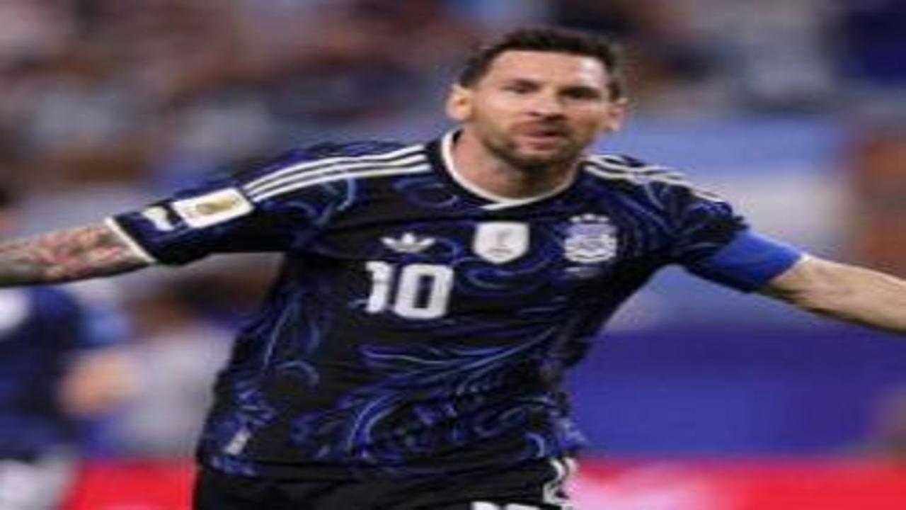 Messi bir rekor daha kırdı! Arjantin'den 3 gollü net zafer