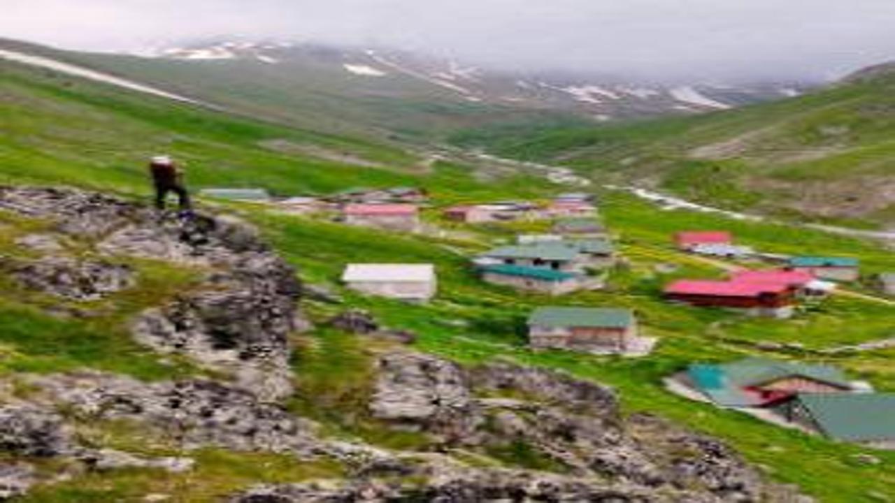 Görenin İsviçre sandığı Karadeniz yaylası mest etti! Dulağa Yaylası baharda coştu