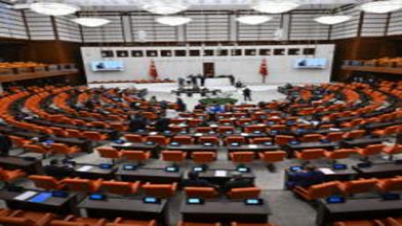 Meclis'te sandalye hesabı değişti: AK Parti kazandı, CHP düştü! İşte son durum