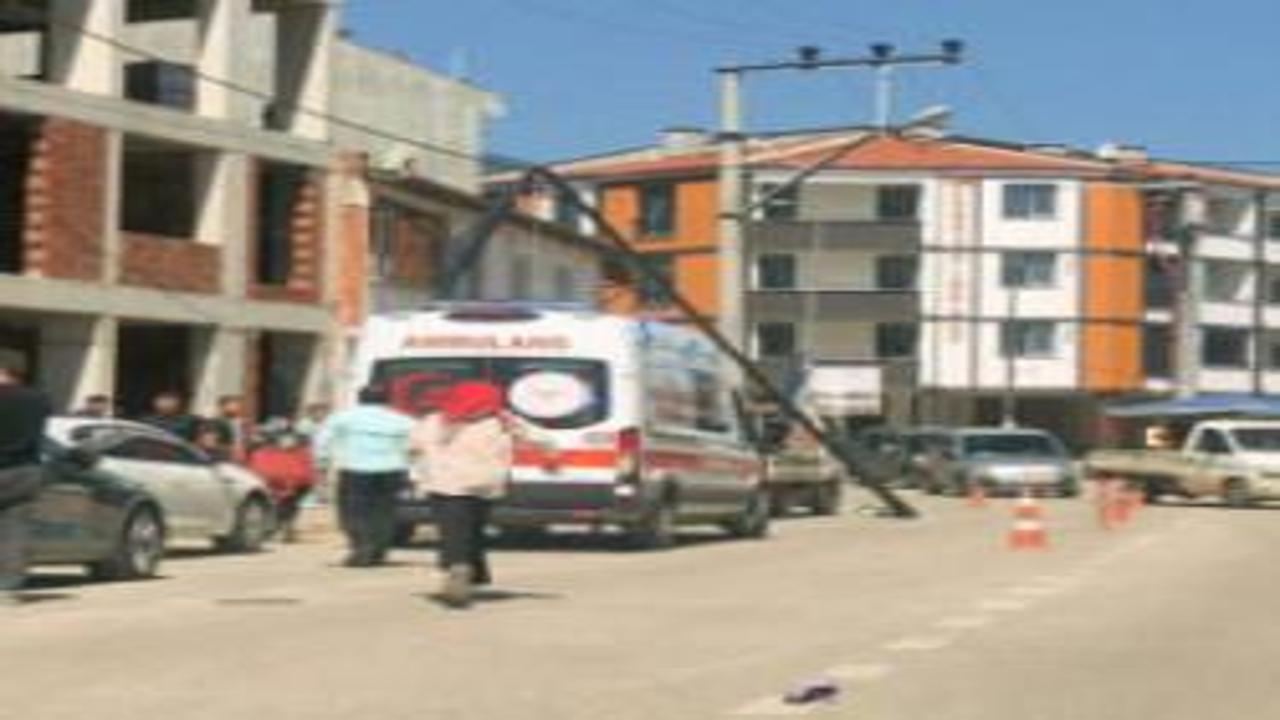 Montaj yaparken elektrik akımına kapılarak öldü