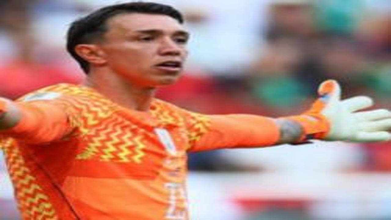 Muslera'nın rekor gecesi kabusa döndü! Yaptığı hatayla ülkesini Dünya Kupası'nda yaktı