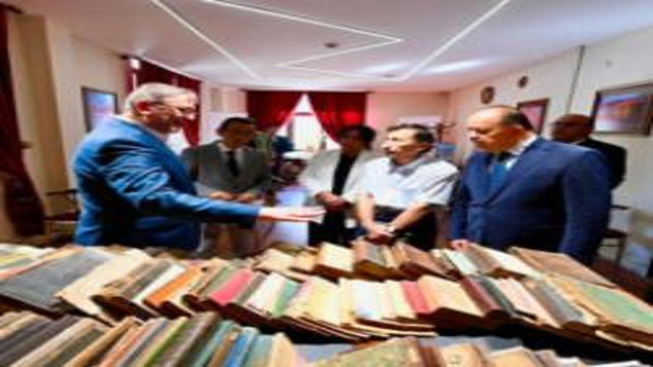 Emin Şefik Özengicioğlu'nun tarihi koleksiyonu TÜYEK'e bağışlandı