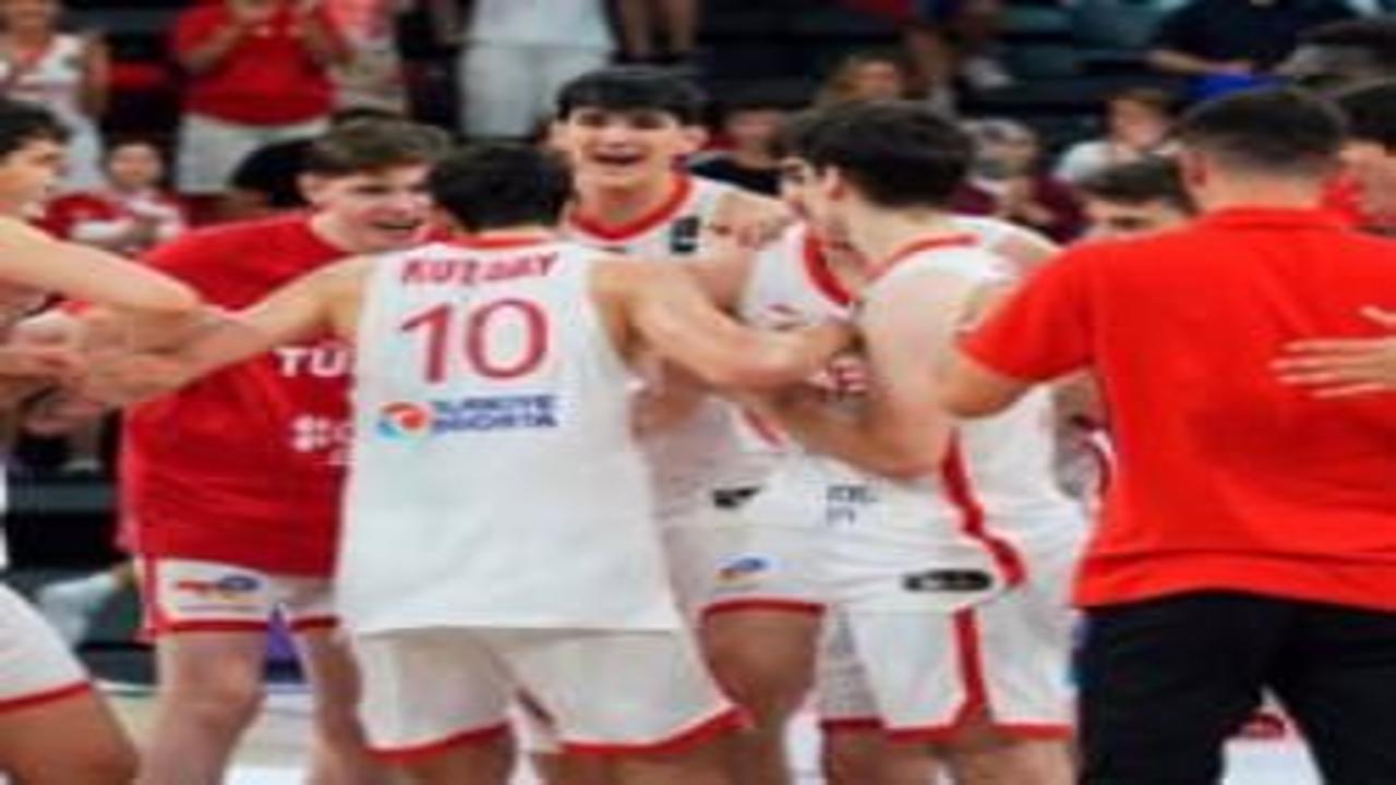 Fransa'yı deviren Türkiye U17 Basketbol Takımımız Dünya Kupası'nda yarı finalde!