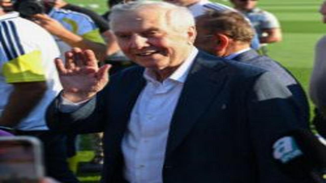 Fenerbahçe antrenmanında Aziz Yıldırım sürprizi