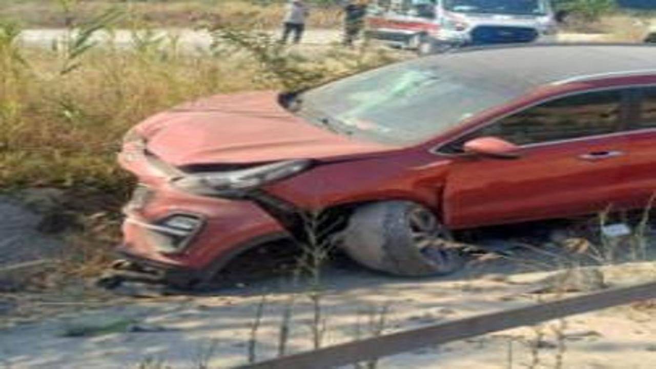 Bilecik’te otomobil bankete düştü: 4 yaralı