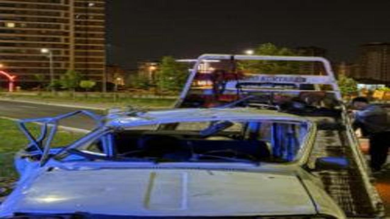 Kayseri'de iki otomobil çarpıştı: Yaralılar var