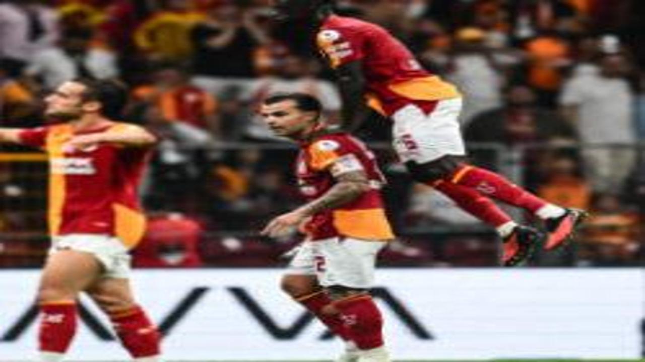 Galatasaray Süper Lig'de haftayı lider kapattı
