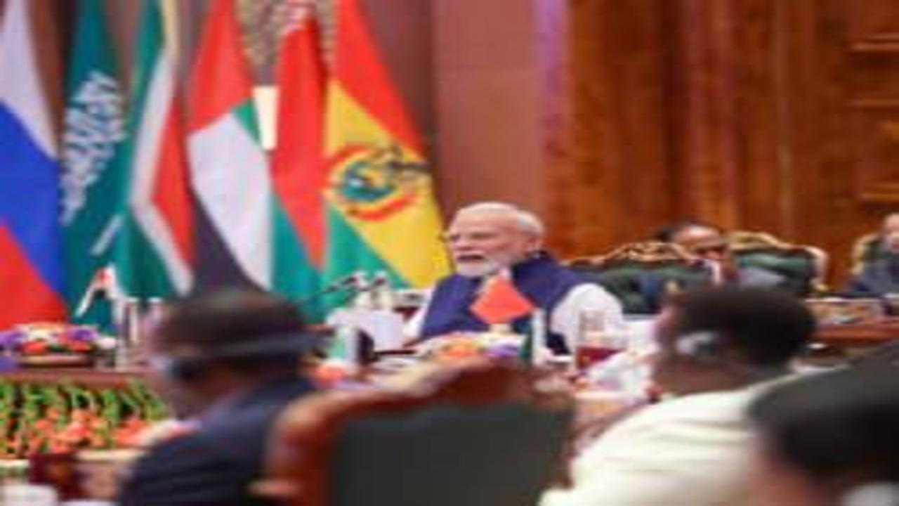 Hindistan'da dünya liderlerine sunulan akşam yemeği ortalığı karıştırdı