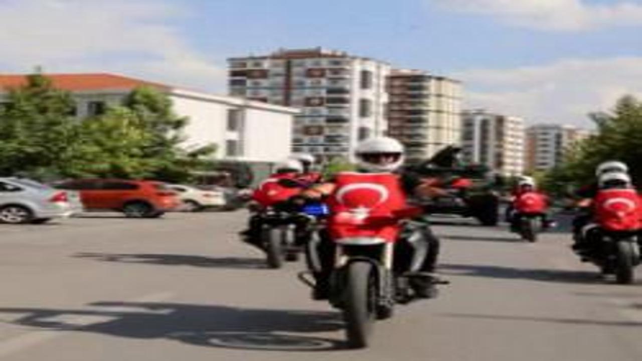 Kayseri Emniyet Müdürü’nden şehit kızına anlamlı hareket