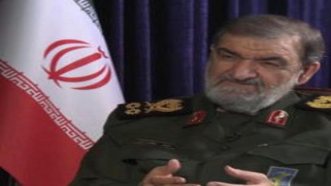 Tümgeneral Muhsin Rızai: 80 başlığa bölünen yeni füzeyi test ettik