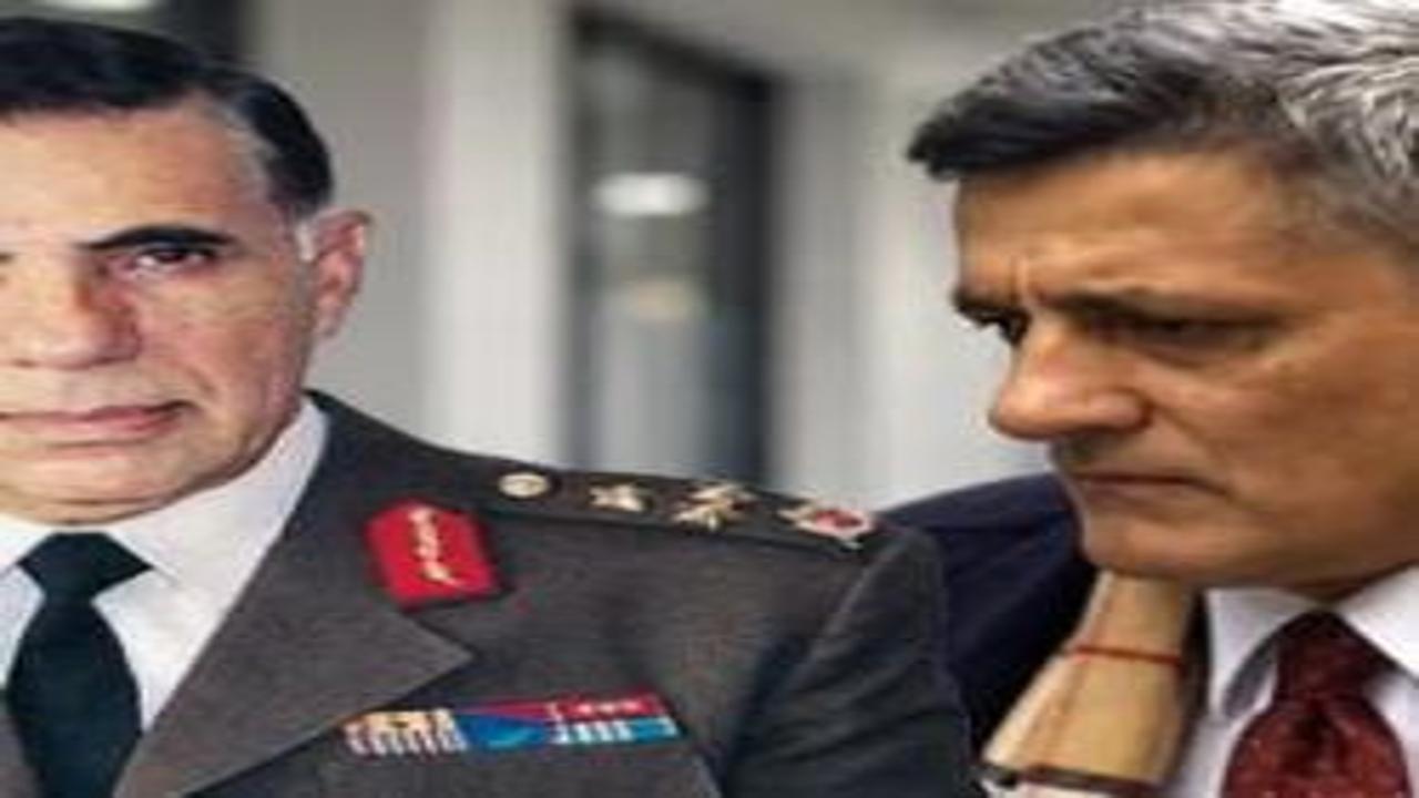 Eşref Bitlis'ten Kaşif Kozinoğlu'na: Ekrandan mezara uzanan şifreler