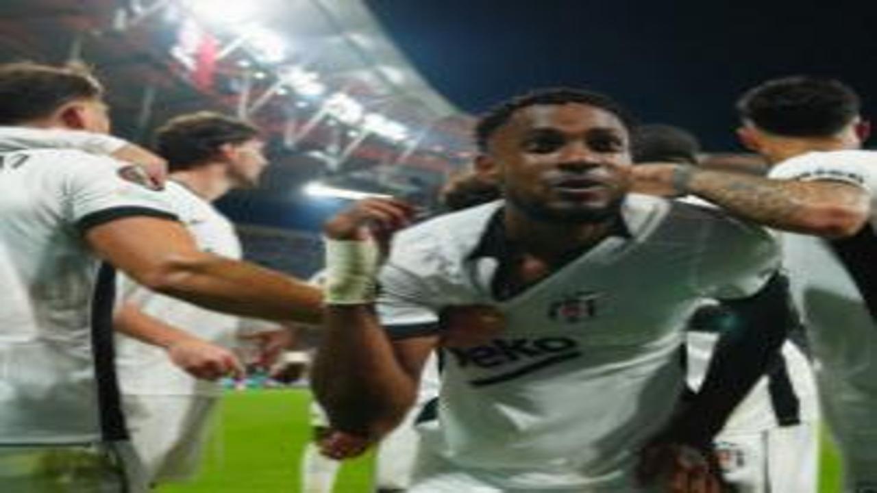 Amir Murillo eski takımını boş geçmedi