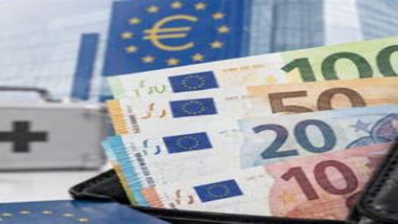 Avrupa Merkez Bankası'ndan çağrı: Elinizde nakit bulundurun!