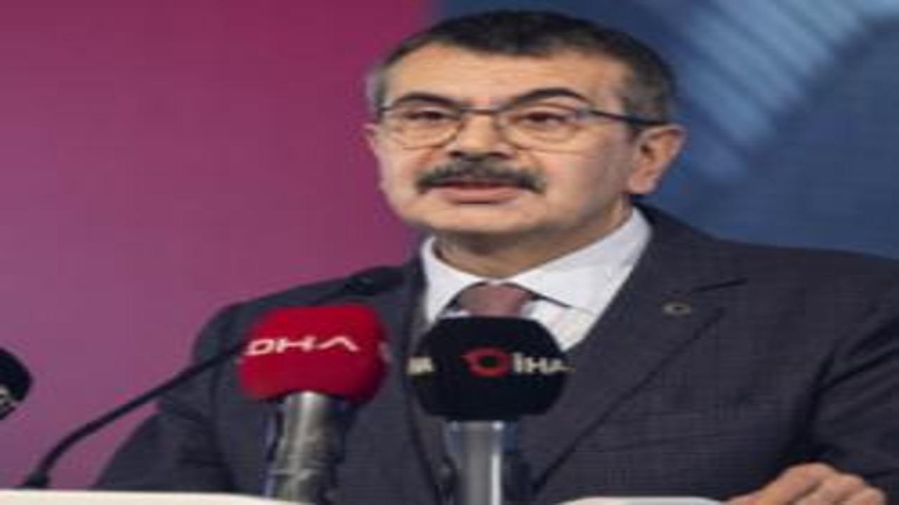 Bakan Tekin'den öğretmenlere mesaj