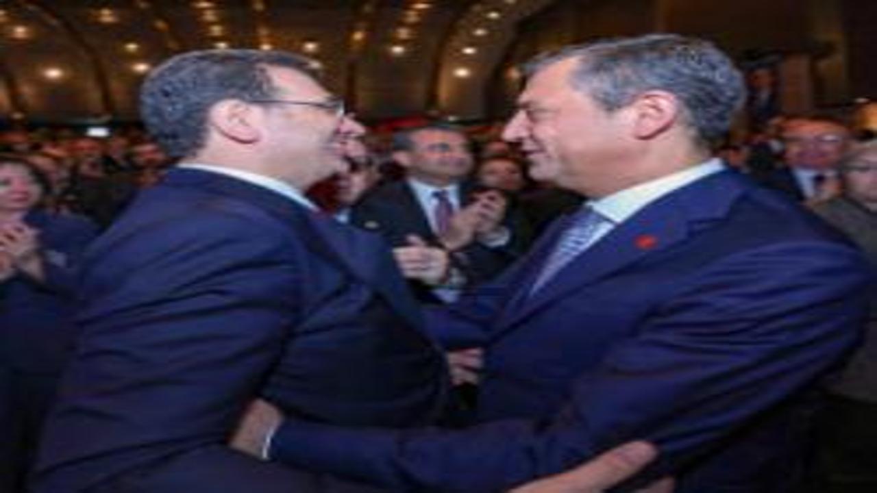 Ekrem İmamoğlu'nun pabucunu dama attı: Özgür Özel yeni adayını açıkladı