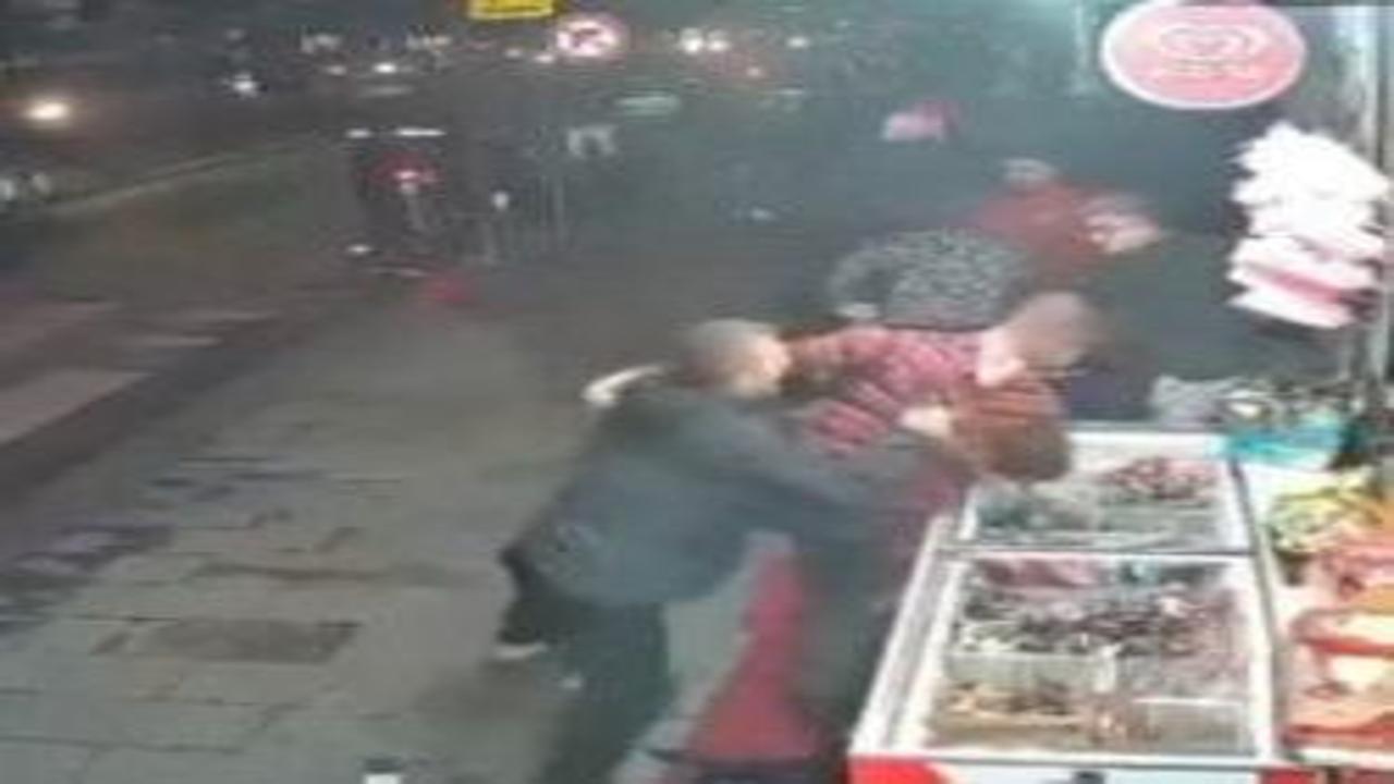 Eski komşudan ‘taciz iddiası’ pususu: Karı-kocaya meydan dayağı