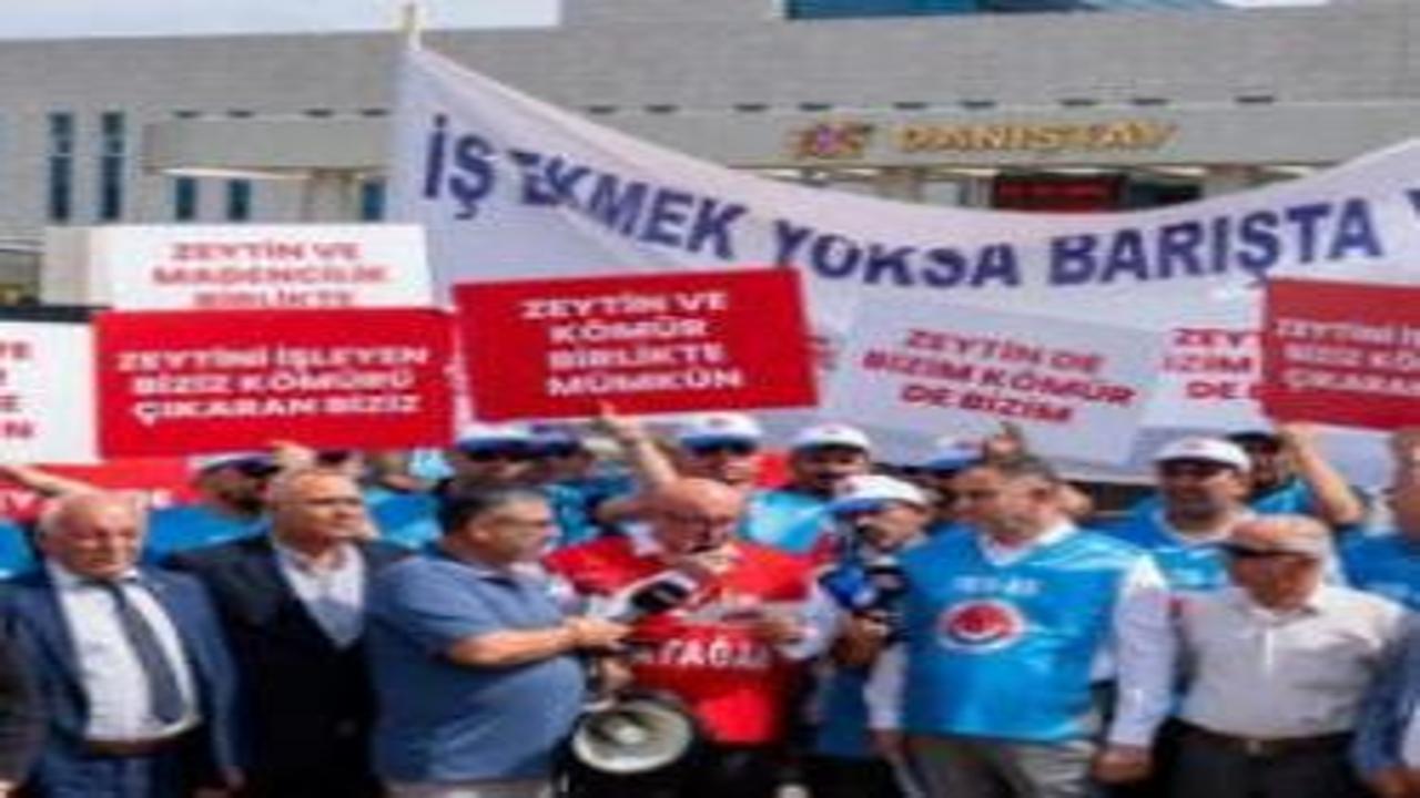 Milaslı muhtarlar ve işçilerden Danıştay önünde 'kamulaştırma davası' açıklaması