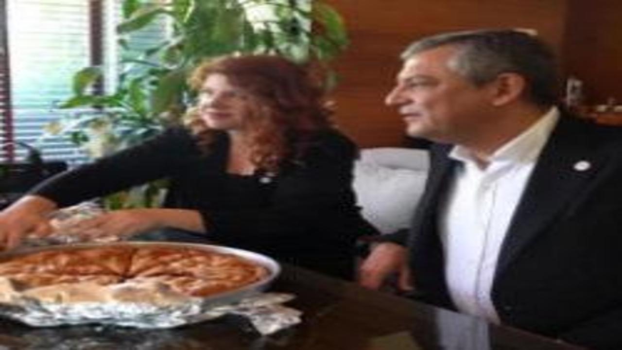 Özgür Özel tepkiler artınca geri adım attı! Önce kovdu sonra aynı sofrada buluştu