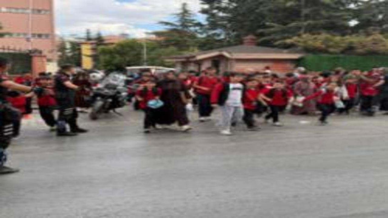 Konya’da okul çıkışlarında yeni uygulama! Öğrenciler için ekipler seferber oldu